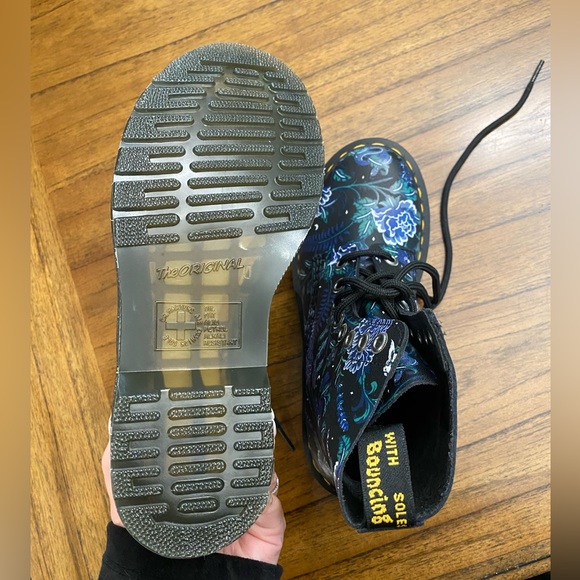 Doc Martens 1460 Pascal Boots - Picture 5 of 12